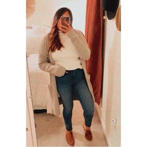 Ribbed • White • Turtleneck • Mockneck • Plus Size